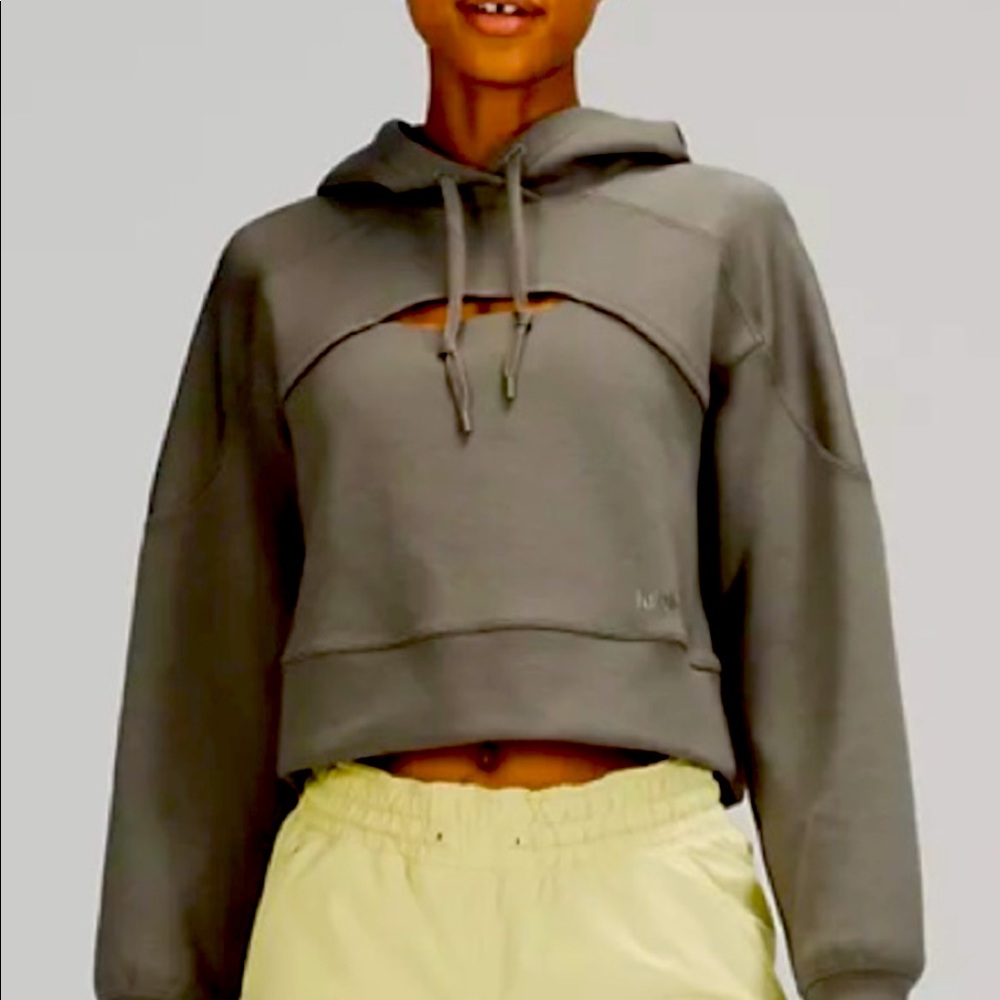 Lululemon get centered crop
